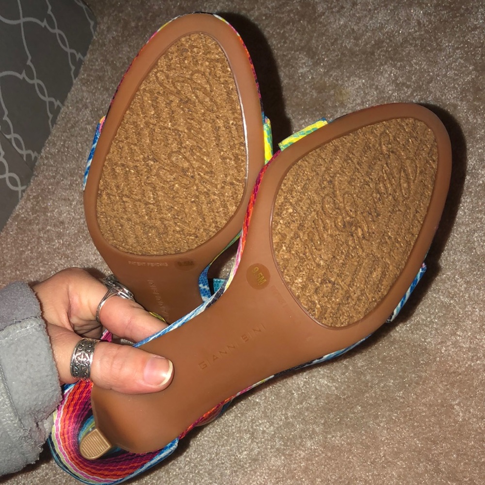 High heels - Picture 2 of 3